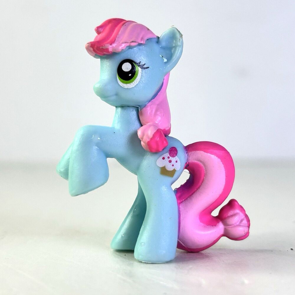 My Little Pony MLP G4 Sweetie Blue 2010 Blind Bag Wave 1 Cupcake 2 inch Hasbro
